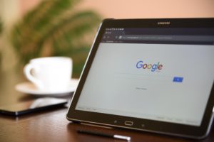 Facebook i Google