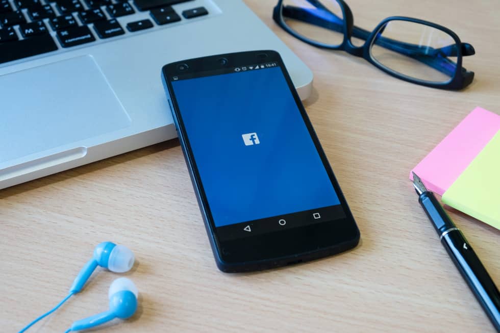 Pixel Facebooka: czym jest i jak go wdrożyć